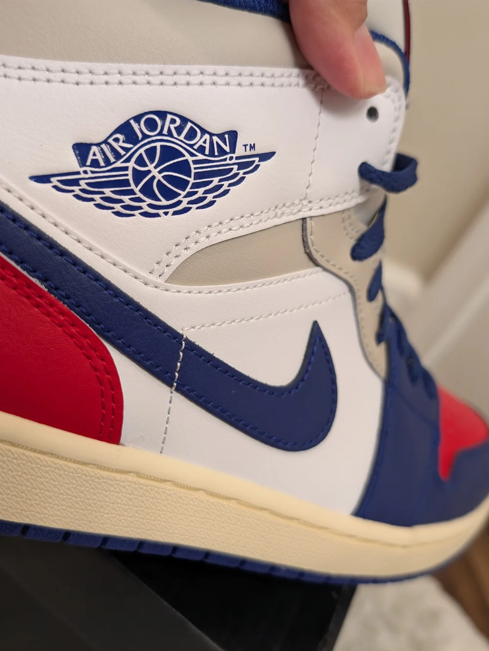 Jordan Air Jordan 1 Mid White Blue Red